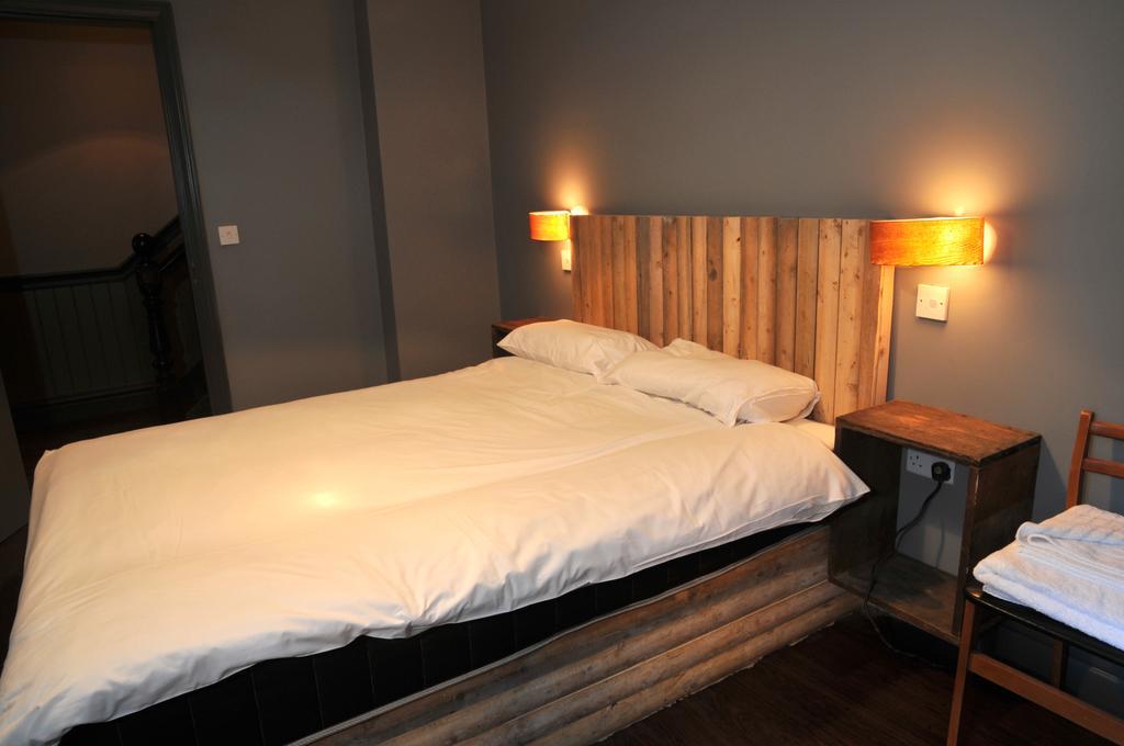 Le Bateau Aparthotel Liverpool Phòng bức ảnh